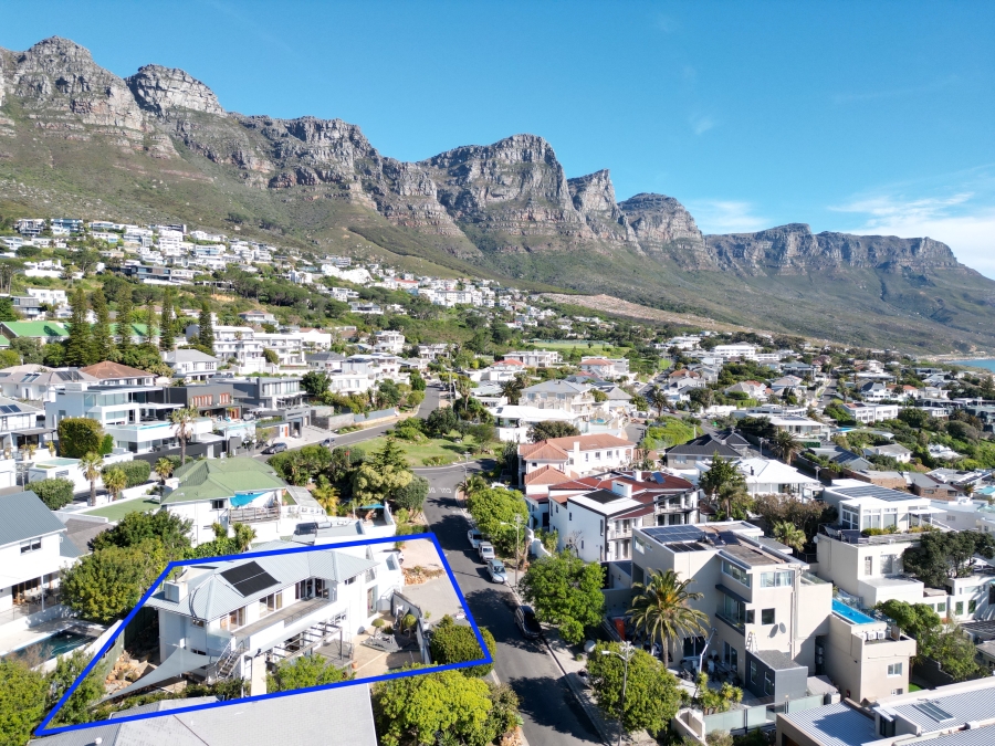 4 Bedroom Property for Sale in Camps Bay Western Cape